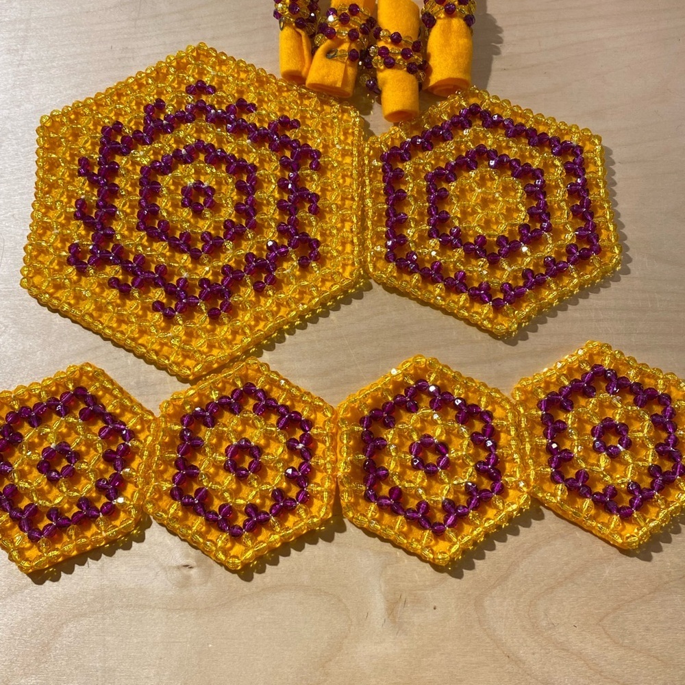 Handcrafted Bead Table Setting (LE) - Picture 16 of 16